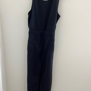 Chic Navy Sleeveless Jumpsuit